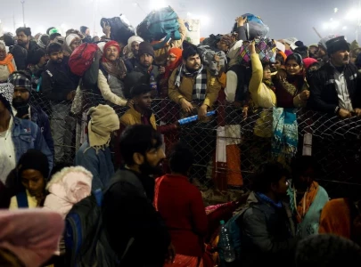 more than 7 dead in stampede at maha kumbh mela