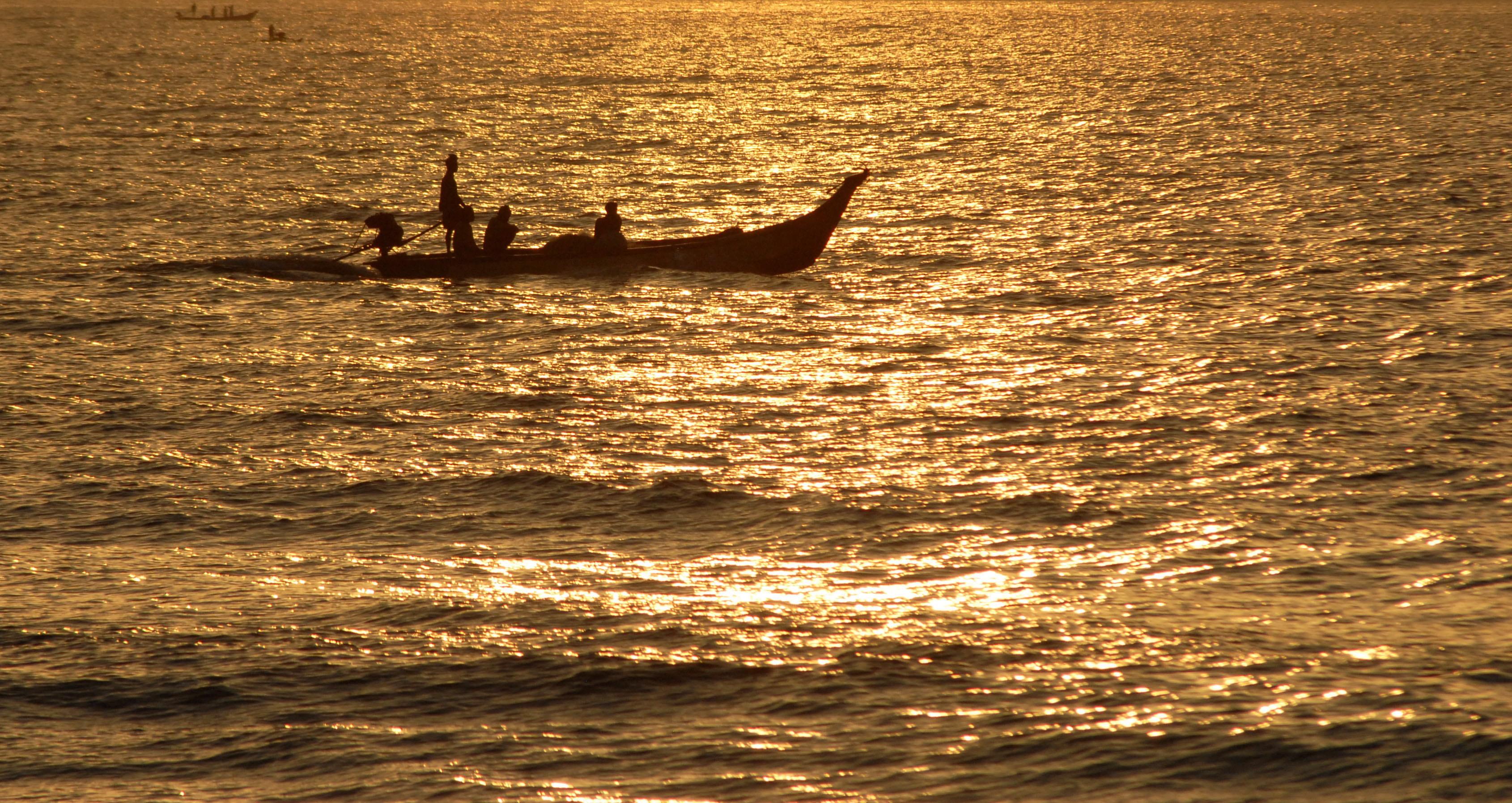 five indian fishermen arrested