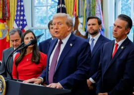 us strike sinks venezuela drug boat 11 killed us strike sinks venezuela drug boat 11 killed