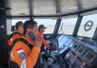 rescuers work during a search operation after the virgo transport 8 ship sank while sailing from surabaya to banjarmasin in the java sea indonesia september 13 2026 photo reuters