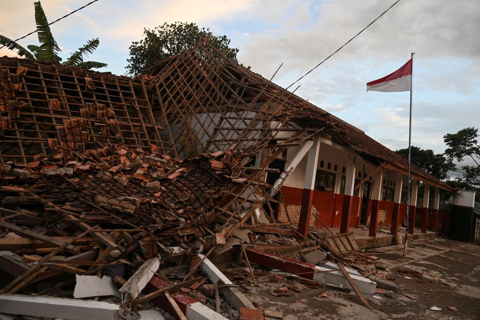 Photo of Indonesia quake kills over 160, search for survivors continues