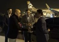 indonesian minister of investment h e rosan roeslani received at the airport by director general east asia pacific mofa and ambassador of indonesia photo ministry of foreign affairs