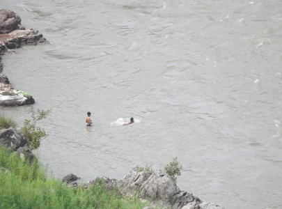 25 people rescued after indus surge 25 people rescued after indus surge