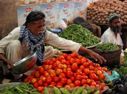prices of most vegetables go up thrice the official rates