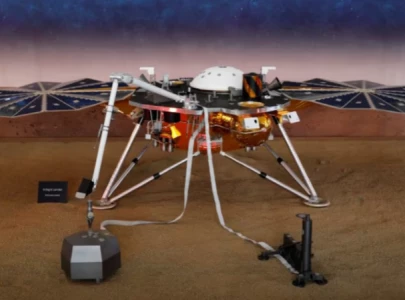 seismic data reveals vast underground reservoir of liquid water on mars