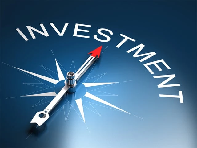 Pakistan pitches China, UK for investment