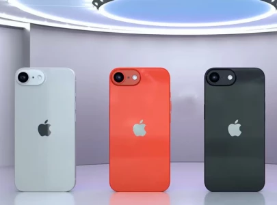 leaked photos reveal first look at apple s iphone se 4