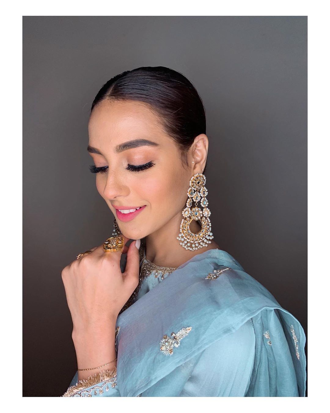 PHOTO: INSTAGRAM/IQRA AZIZ