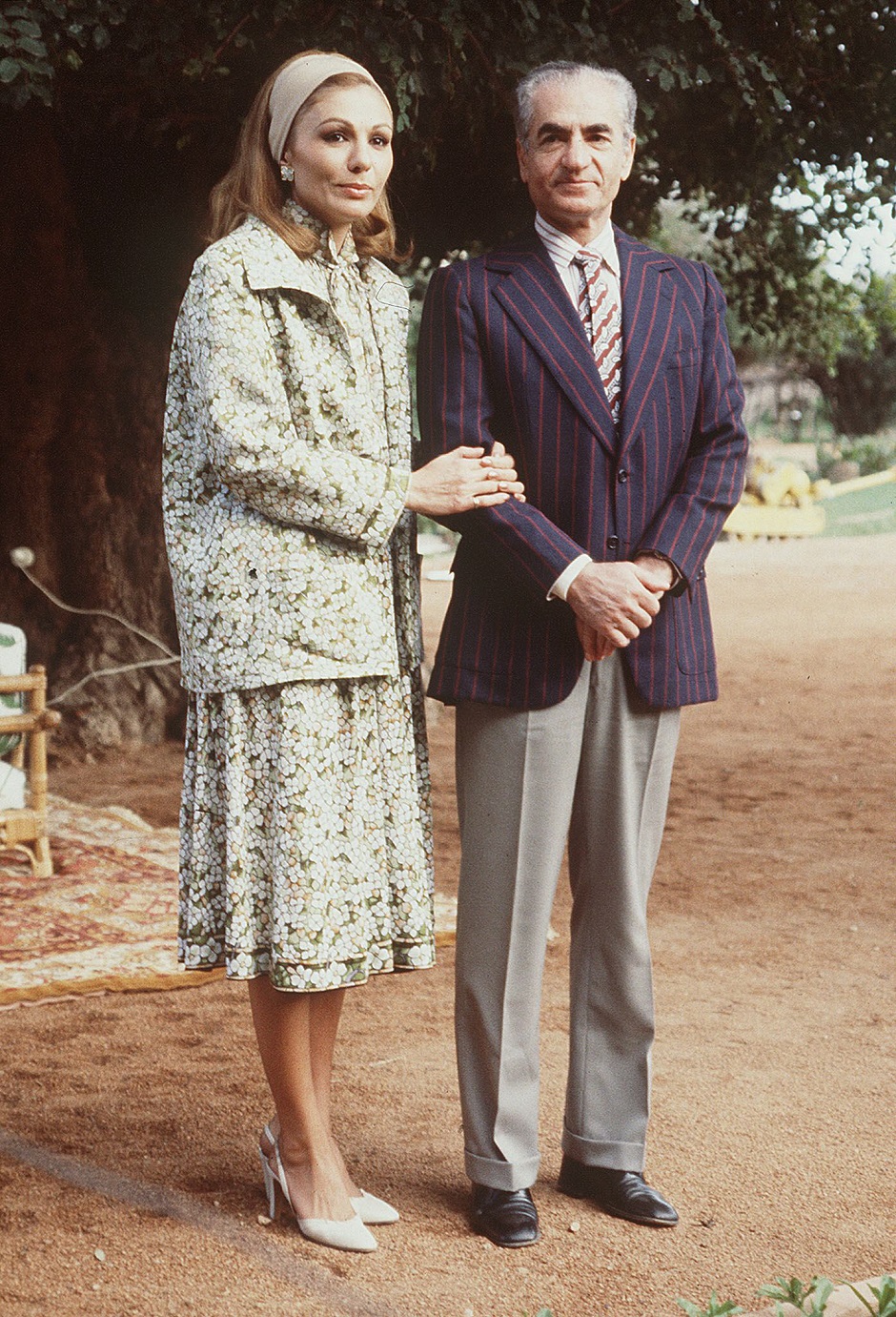 On January 24, 1979, ousted Shah Mohammed Reza Pahlavi and his wife Farah Diba pose for the photographer while living in exile in Marrackech a few days after leaving Iran during the Iranian revolution. Photo: AFP