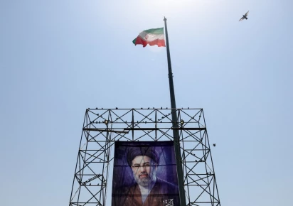 Iran and US step up attacks and threaten to escalate