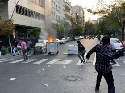 rights groups say at least 25 dead in iran protests