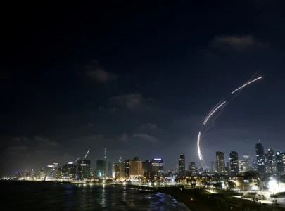 iran launches hundreds of ballistic missiles at israel in retaliation for airstrikes iran launches hundreds of ballistic missiles at israel in retaliation for airstrikes