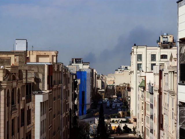 Democratic lawmakers slam Trump for strikes on Iran