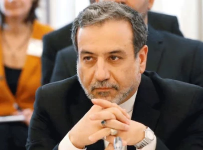 iran fm says committed to npt