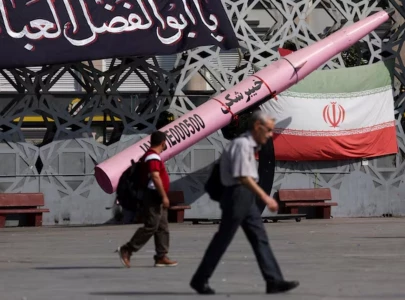 analysis trump s iran dilemma deepens as war drags on with no clear exit analysis trump s iran dilemma deepens as war drags on with no clear exit