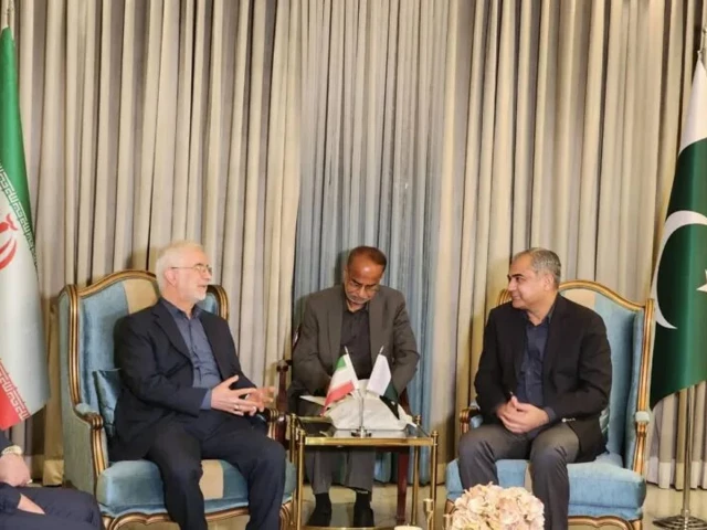 PPakistan hopes 'good news' from visiting Iranian minister