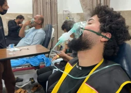 iraq chlorine gas leaves 600 pilgrims hospitalised