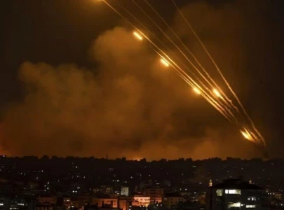 iran launches new wave of missiles towards israel after strikes in beirut