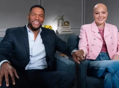 michael strahans daughter isabella strahan celebrates as she completes chemotherapy