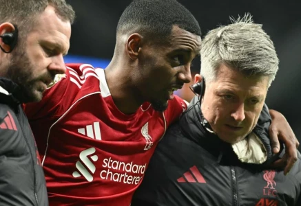 alexander isak is in the final stages of rehab and could return by the end of next month photo afp