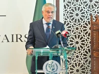 deputy prime minister and foreign minister ishaq dar briefs members of the diplomatic corps at the foreign office in islamabad on the first anniversary of marka e haq on tuesday photo x fo