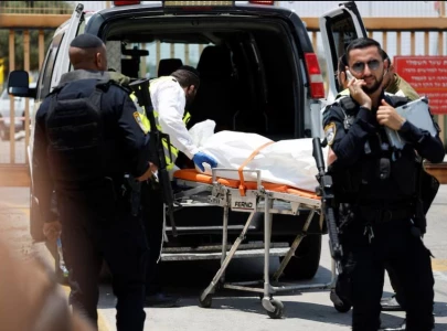 canadian citizen attempts stabbing attack in israel