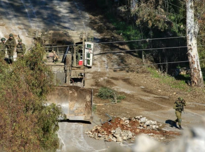 israeli forces kill 22 lebanese on pullout deadline