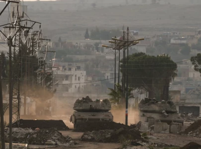 israeli army launches new incursion into syria s quneitra