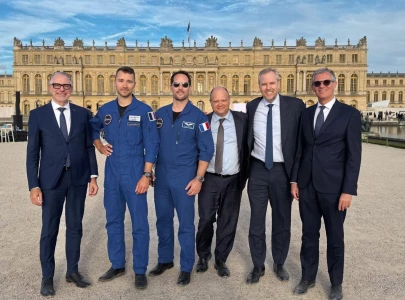 vast astronaut mission kicks off commercial race to replace iss