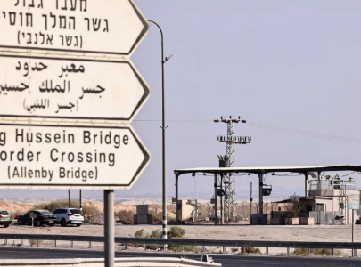 israel blocks canada lawmakers at west bank border crossing