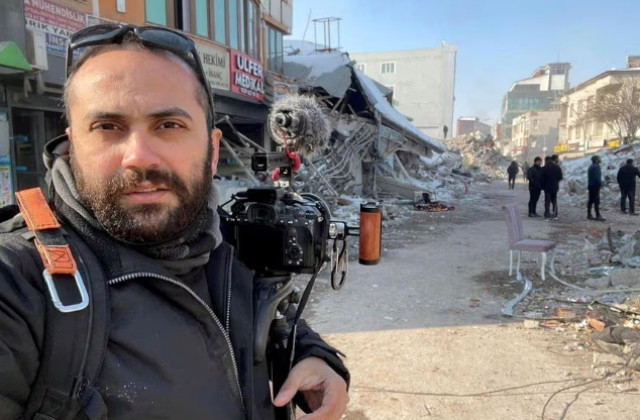 reuters visuals journalist issam abdallah takes a selfie in maras turkey february 11 2023 photo reuters