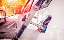 passenger van explodes at cng station during refueling passenger van explodes at cng station during refueling