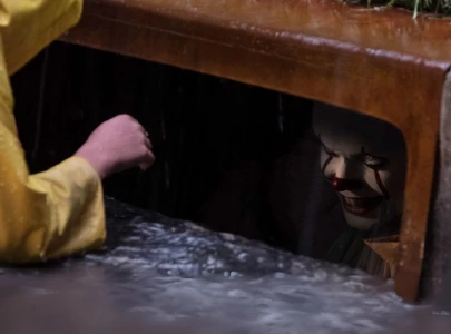 9 horror movie intros so good you couldn t look away