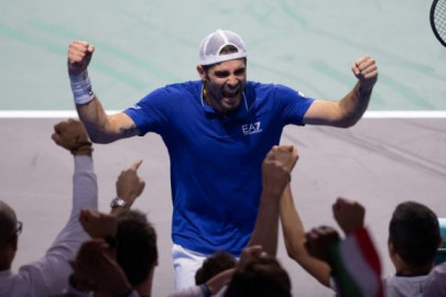 italy beat us in davis cup quarter final