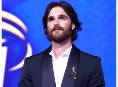 jacob elordi s new beard look at marrakech film festival divides fans jacob elordi s new beard look at marrakech film festival divides fans