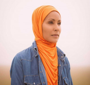 jada pinkett smith s hijab clad pictures go viral jada pinkett smith s hijab clad pictures go viral