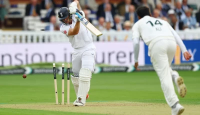 england s jamie smith is bowled out pakistan s mohammad ali photo reuters england s jamie smith is bowled out pakistan s mohammad ali photo reuters