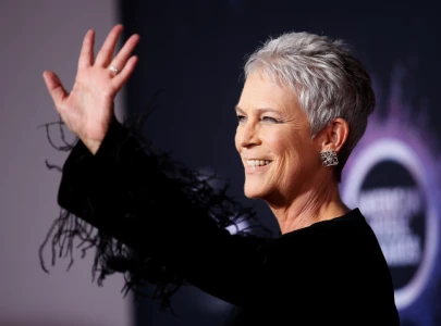 jamie lee curtis critiques cosmetic beauty standards and ai filters in new interview jamie lee curtis critiques cosmetic beauty standards and ai filters in new interview