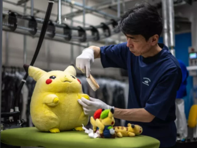 Japan cleaner goes viral with spa-like service for plushies