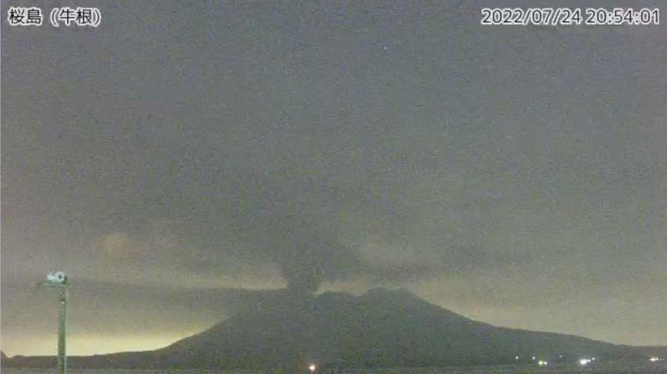 Photo of Volcano erupts on western Japanese island of Kyushu, no reports of damage