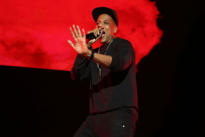 jay z adds london show to milestone jay z 30 concert series