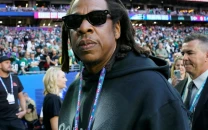 fans blame jay z for kendrick lamar s awful super bowl performance fans blame jay z for kendrick lamar s awful super bowl performance