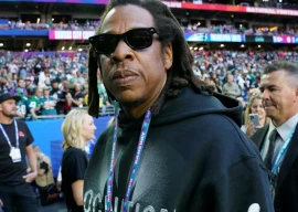 fans blame jay z for kendrick lamar s awful super bowl performance fans blame jay z for kendrick lamar s awful super bowl performance