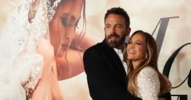 ben affleck seen without wedding ring after spending fourth of july apart from jennifer lopez ben affleck seen without wedding ring after spending fourth of july apart from jennifer lopez