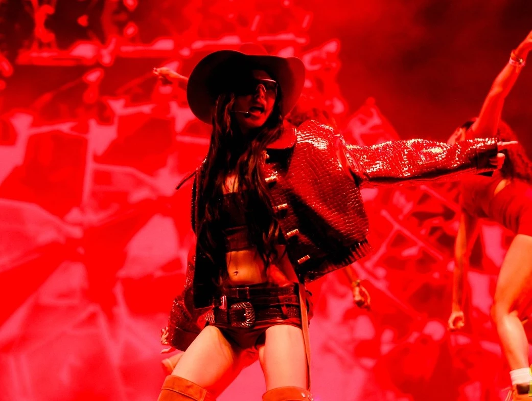 blackpink jennie dominates 40th golden disc awards with multiple solo and group wins