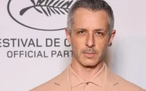 jeremy strong says his mark zuckerberg role in the social reckoning is independent of jesse eisenberg s jeremy strong says his mark zuckerberg role in the social reckoning is independent of jesse eisenberg s