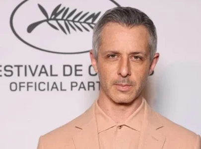 jeremy strong in talks to play zuckerberg in the social network part ii jeremy strong in talks to play zuckerberg in the social network part ii