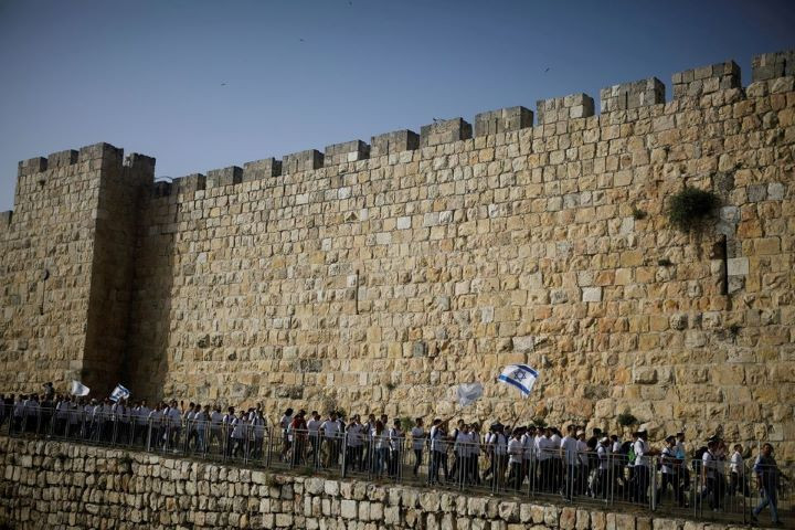 israeli nationalists to march in east jerusalem palestinians plan day of rage