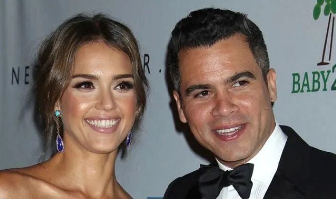 jessica alba called her divorce a new chapter photo yahoo news