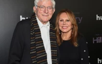 marlo thomas makes first public appearance since phil donahue s death